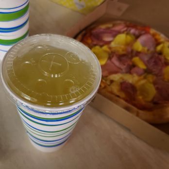 California Pizza Kitchen - Golden state lemonade - Pizza Near Me - Natick, Massachusetts