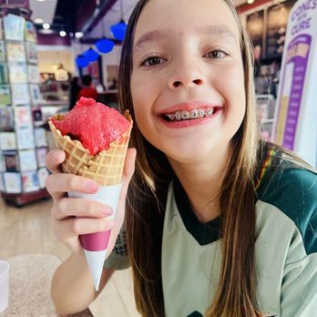 Graeter's Ice Cream - Raspberry Sorbet - Desserts Near Me - Northbrook, Illinois Graeter's Ice Cream - Raspberry Sorbet - Desserts Near Me - Northbrook, Illinois