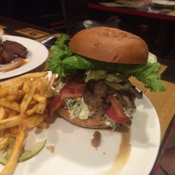 The Sink - Boulder burger plus mushrooms n bacon. Too big to fit in your face - Pizza Near Me - Boulder, Colorado The Sink - Boulder burger plus mushrooms n bacon. Too big to fit in your face - Pizza Near Me - Boulder, Colorado