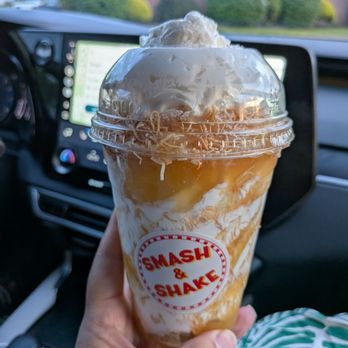 Smash & Shake - Mango sundae but not fresh mangos - Burgers Near Me - East Hartford, Connecticut