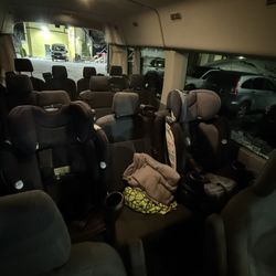 Local Van Rental - Very spacious! 12 seater was PERFECT for 10 of us including the 2 car seats