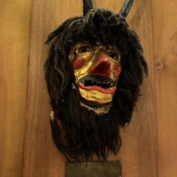 Theodors Stuba - Kabuki mask - Fondue Near Me - Zermatt, VS Theodors Stuba - Kabuki mask - Fondue Near Me - Zermatt, VS