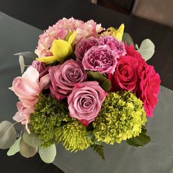 Angelone's Florist & Flower Delivery - Arrangement for Anniversary!