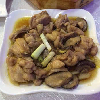 好彩海鮮酒家 - Steam Chicken with Mushrooms - Cantonese Near Me - Hong Kong, HK