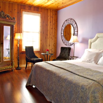 Jensen Beach Inn - Panther Room at the Jensen Beach Inn - Bed & Breakfast Near Me - Jensen Beach, Florida Jensen Beach Inn - Panther Room at the Jensen Beach Inn - Bed & Breakfast Near Me - Jensen Beach, Florida