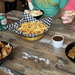 Wow Wing House - Big portions!