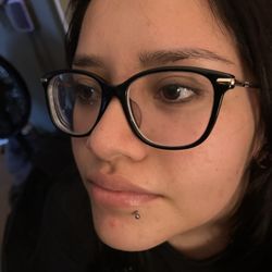 Plan9piercing - Side labret