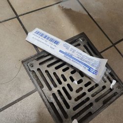 LA Fitness - Disposable syringe in men's bathroom at LA Fitness Vista (Sycamore Dr.)
