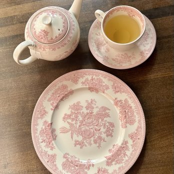 4 Charles Prime Rib - Tea - Steakhouses Near Me - New York, New York 4 Charles Prime Rib - Tea - Steakhouses Near Me - New York, New York