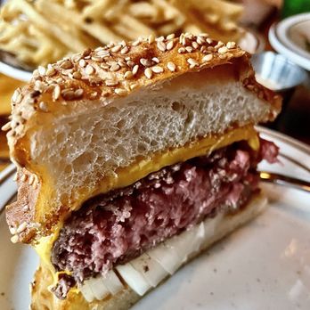 THE LION’S BAR & GRILL - Updated February 2025 - 149 Photos & 34