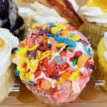 mix ‘n Sweetz Bakury - Fruity Pebbles Cupcake - Bakeries Near Me - Waldorf, Maryland mix ‘n Sweetz Bakury - Fruity Pebbles Cupcake - Bakeries Near Me - Waldorf, Maryland