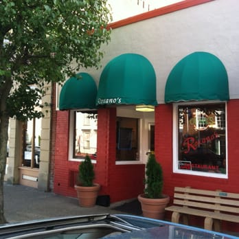 Roxano's Restaurant - the outside of the restaurant - Pizza Near Me - Vevay, Indiana