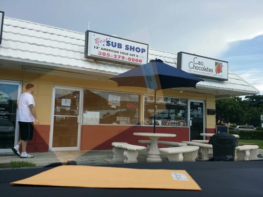 Best Sub Shop by null