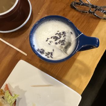 Anabia Cupcakery Café - London fog! - Desserts Near Me - Ottawa, Ontario