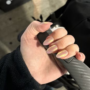 Lux Nails Design And Spa - Nail Salons Near Me - Fairfield, California