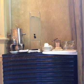 Kelly's Spa - Complimentary coffee, water, tea - Massage Near Me - Riverside, California