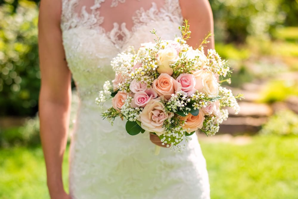 THE FRESH FLOWER & GIFT BASKET COMPANY Updated October 2024 13 Photos 110 O'Connor Street