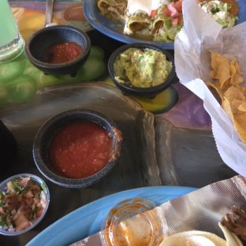 Las Canteras Mexican Rest And Grill - This shows the salsa and the guacamole, the guacamole wasn't very green which is only important because it lacked avocados. - Mexican Near Me - Norton, Kansas