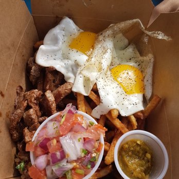 Completo - Box - Latin American Near Me - Toronto, Ontario