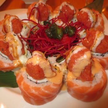 Densetsu - red mountain roll - Japanese Near Me - Plano, Texas