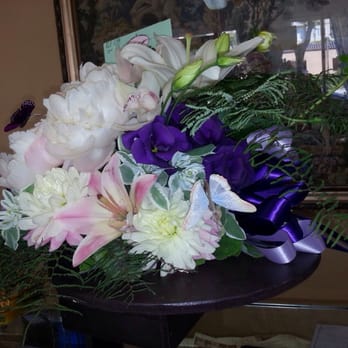 Crescenta Valley Flowers - Loveit - Florists Near Me - La Crescenta, California Crescenta Valley Flowers - Loveit - Florists Near Me - La Crescenta, California