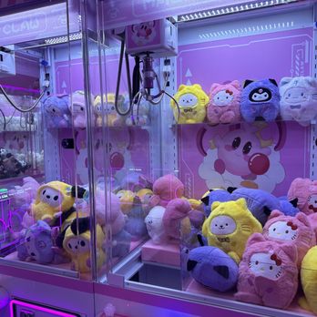 Magic Claw - Cute new machine claw places.  Good plushies. - Toy Stores Near Me - Las Vegas, Nevada