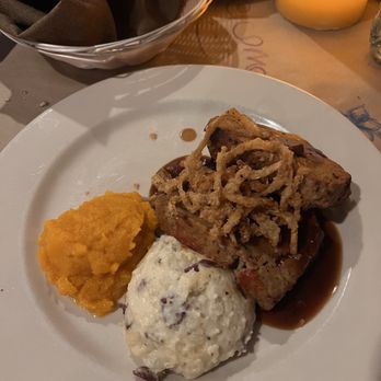 The Common Man Restaurant - Meatloaf - American Near Me - Lincoln, New Hampshire
