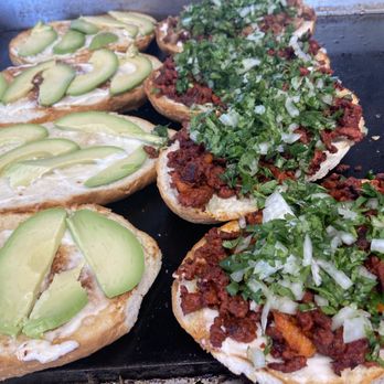 De La O Kitchen - Pastor tortas - Food Trucks Near Me - Austin Tx, Texas De La O Kitchen - Pastor tortas - Food Trucks Near Me - Austin Tx, Texas