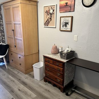 Morningside Manor - Hallway - Assisted Living Facilities Near Me - San Diego, California