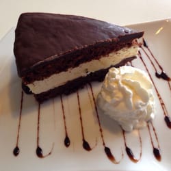 Pasjo Cafe - Tarta de chocolate y nata