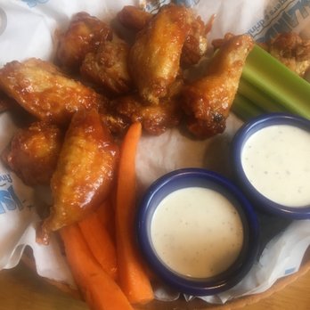 Islands Restaurant - Jammin BBQ wings!!!! - Burgers Near Me - Northridge, California Islands Restaurant - Jammin BBQ wings!!!! - Burgers Near Me - Northridge, California