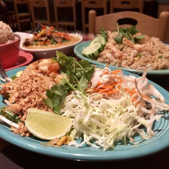 Thai Kitchen - Thai Kitchen:  27520 Ynez Rd, Temecula, CA 92591, 20181215 - Thai Near Me - Temecula, California