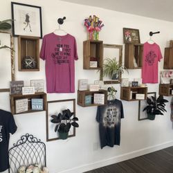 Darling Daisy Flowers & Gifts