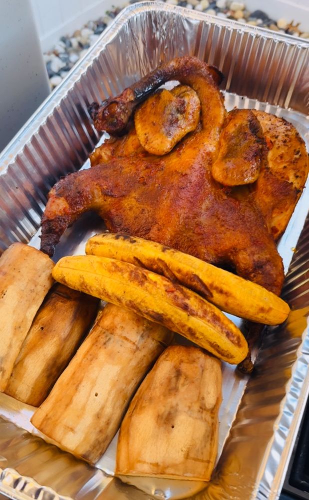 Afro Grill House Logo
