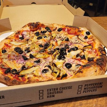 Thunderbolt Pizza - Pizza Near Me - Long Beach, California Thunderbolt Pizza - Pizza Near Me - Long Beach, California