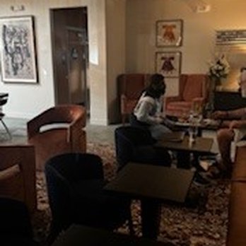 Kindred Spirits - Wine Bars Near Me - Valencia, California