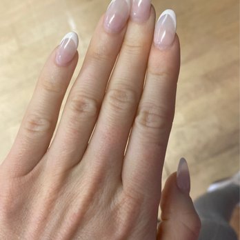 Amber T Nails - Nails by Annie - Nail Salons Near Me - Tarzana, California