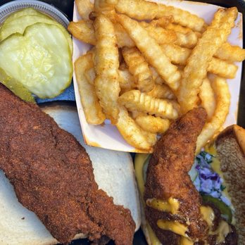 Dave's Hot Chicken - Chicken Shop Near Me - Las Vegas, Nevada