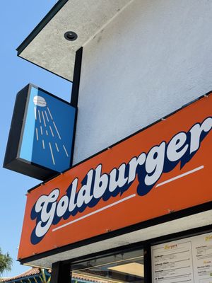 Goldburger Chinatown by null