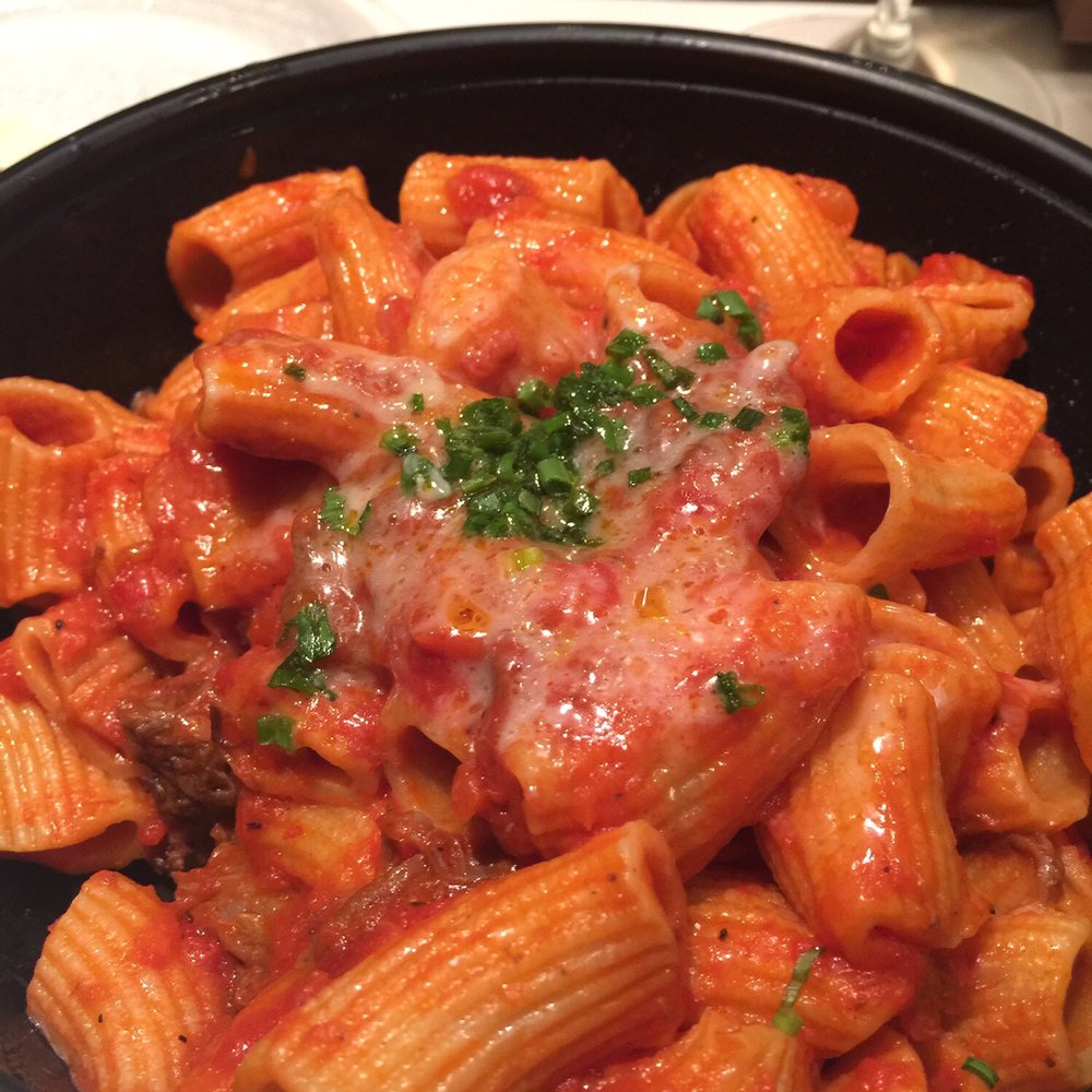 Levetto Aurora - Lamb ragout pasta - Pizza Near Me - Aurora, Ontario Levetto Aurora - Lamb ragout pasta - Pizza Near Me - Aurora, Ontario