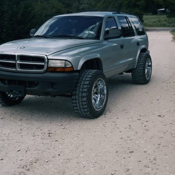 RAW Wheels & Tires - 2001 Dodge Durango on 33x12.50x20 on 20x12s - Tires Near Me - Bryan, Texas RAW Wheels & Tires - 2001 Dodge Durango on 33x12.50x20 on 20x12s - Tires Near Me - Bryan, Texas
