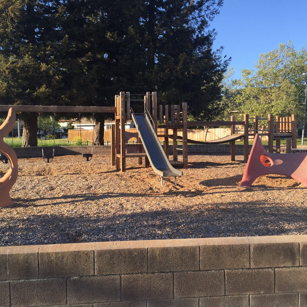 Arroyo Park - Parks Near Me - Petaluma, California