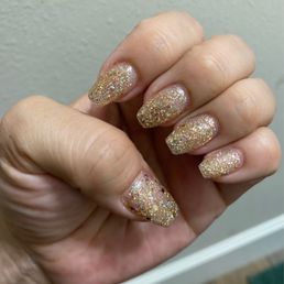 Gold glitter coffin nails Gold glitter coffin nails