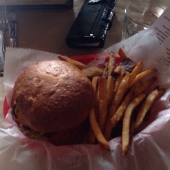 Little b's - Burgers Near Me - Tarrytown, New York