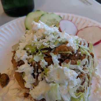 Vera's Tacos - Sope de pollo - Food Trucks Near Me - Long Beach, California