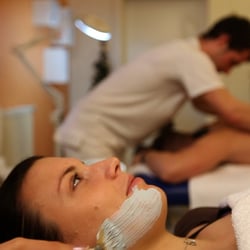 Ziegelruh - Wellness und Massage im Partner Behandlungsraum