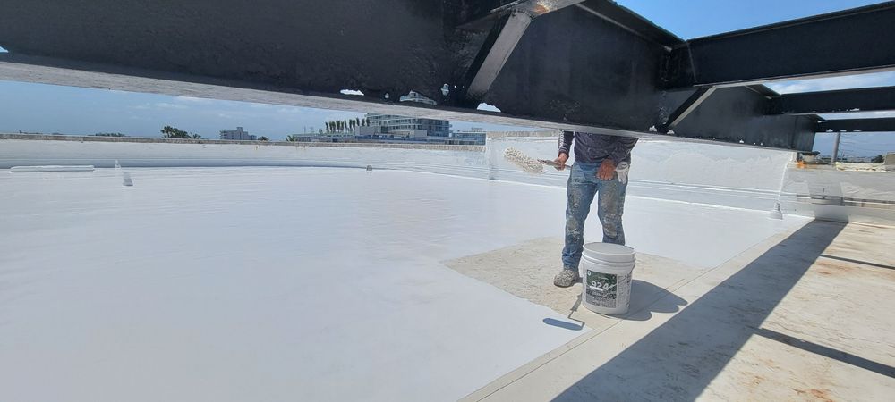 Slide of R&L Roof Services