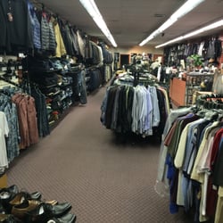 Ezzy's Men's Wear
