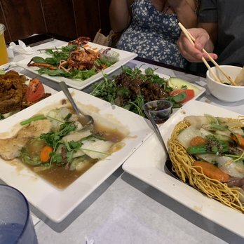 Bien Hen Restaurant - Seafood Near Me - Westminster, California