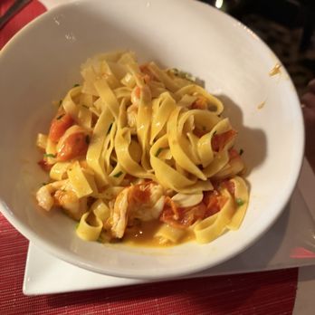 Glass House Tavern - Shrimp fettuccini - American Near Me - New York, New York Glass House Tavern - Shrimp fettuccini - American Near Me - New York, New York